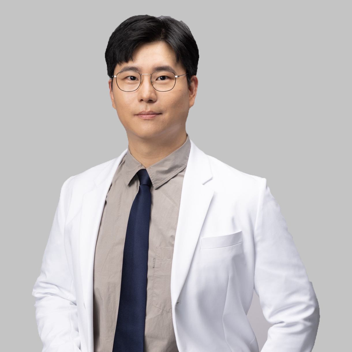 陳厚錕醫師 / 齒顎矯正專科 陳厚錕醫師 / 齒顎矯正專科